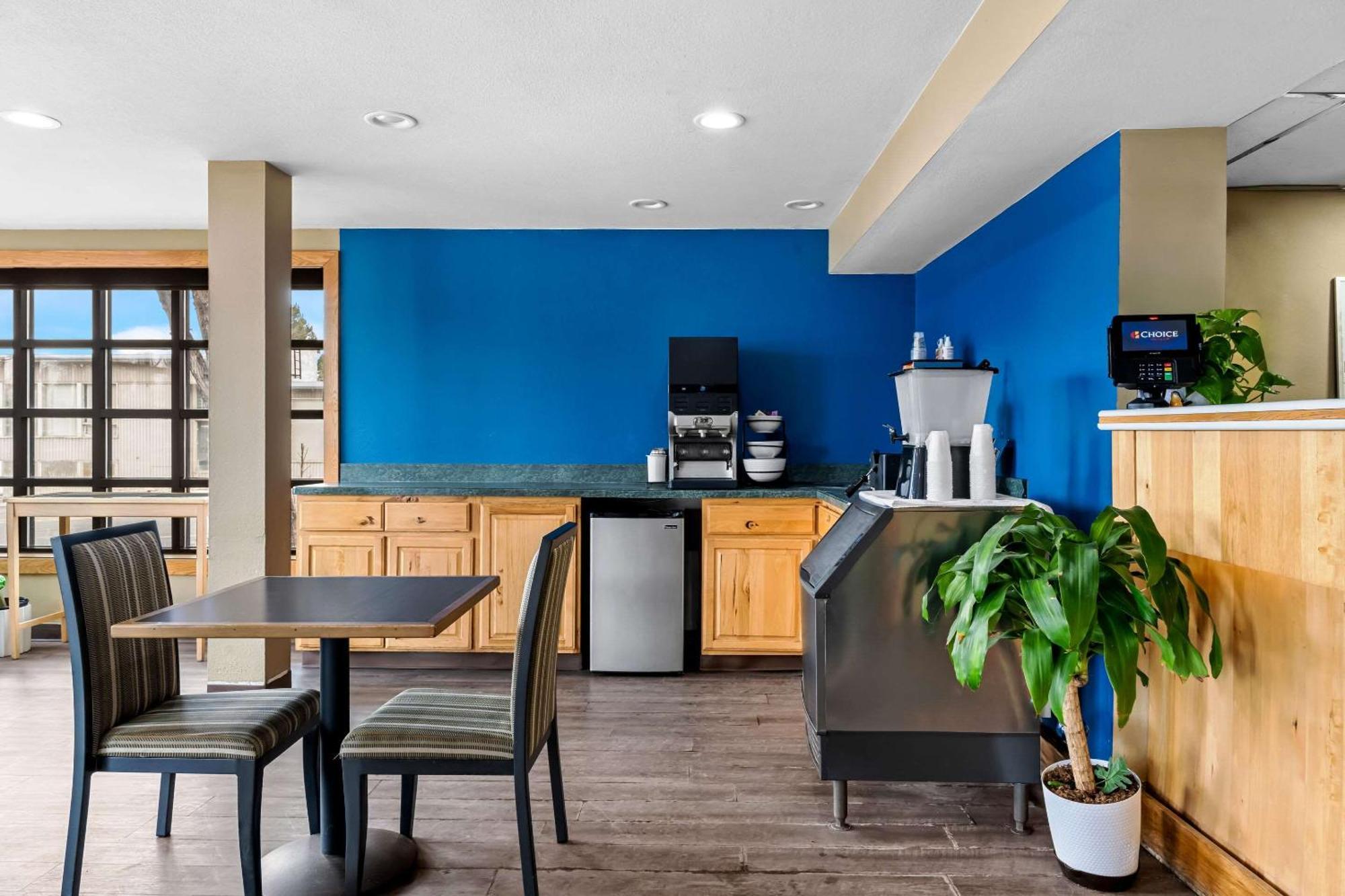 Rodeway Inn Billings Logan Intl Airport Near St Vincent Hospital Ngoại thất bức ảnh