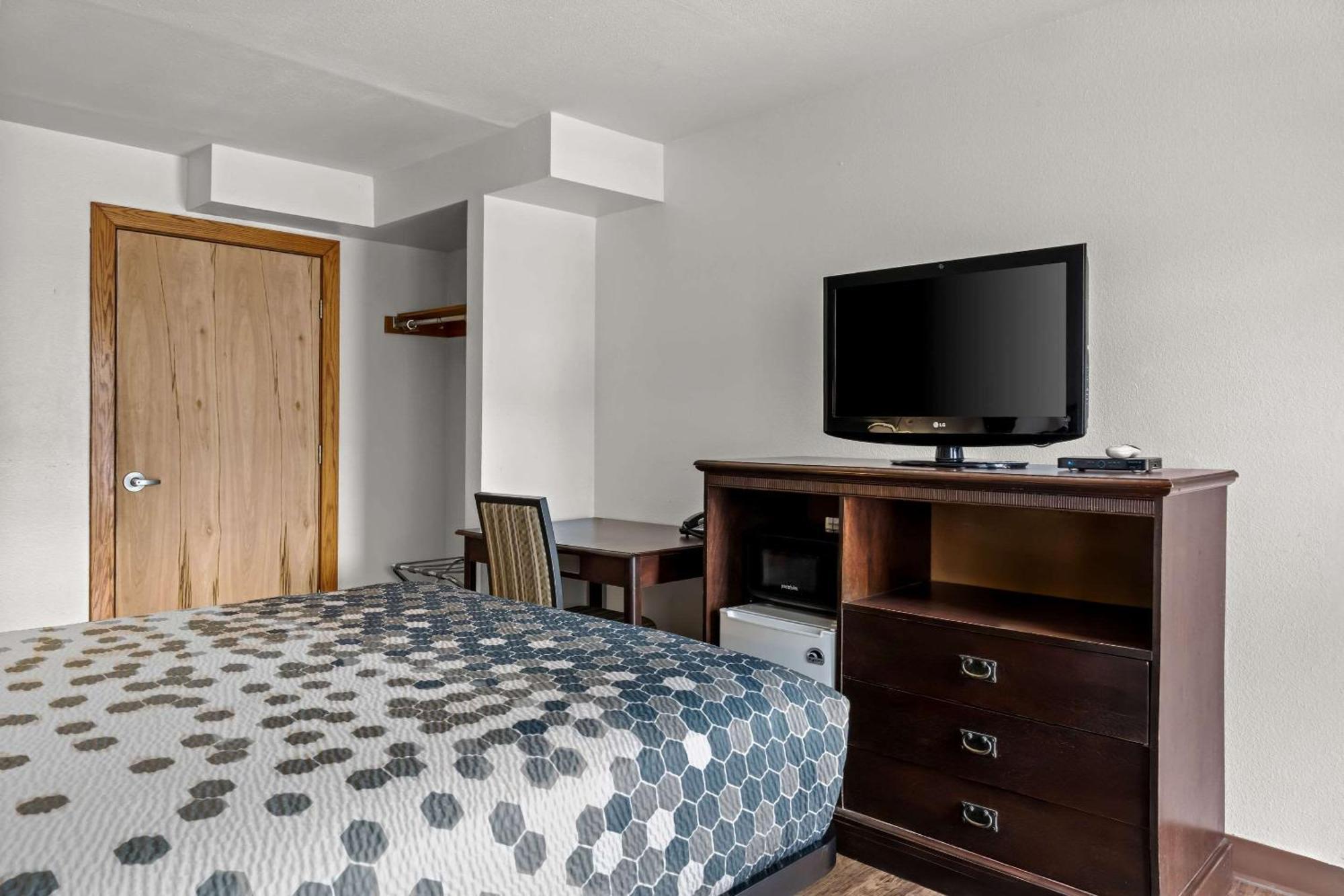 Rodeway Inn Billings Logan Intl Airport Near St Vincent Hospital Ngoại thất bức ảnh